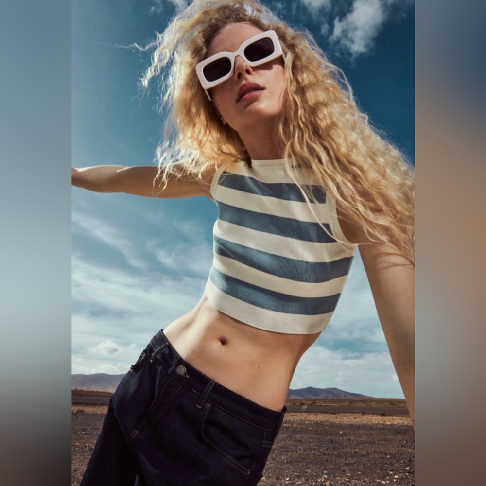 ZARA CROPPED KNIT TOP